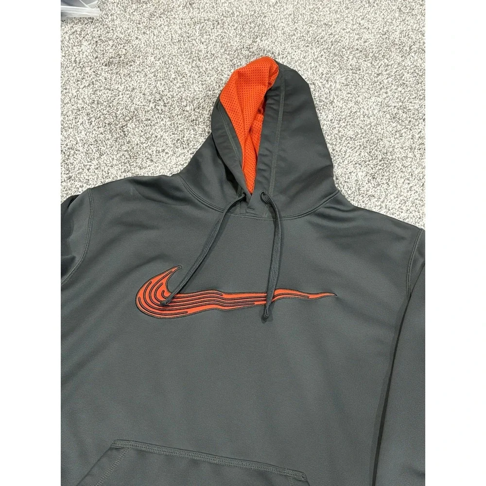 Nike Therma Fit Men Gray Orange Swoosh Hoodie Sweatshirt Size Medium‎